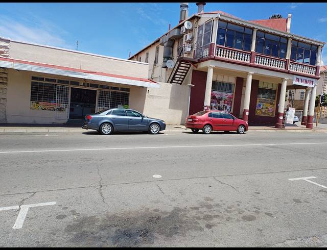 M² RETAIL FOR SALE IN HEIDELBERG CENTRAL